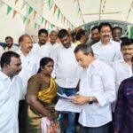 రెడ్డిగూడెంఎక్కడికక్కడ ప్రజా సమస్యలు పరిష్కారం మైలవరం ఎమ్మెల్యే వసంత వెంకటకృష్ణ ప్రసాద్
