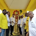 ఇబ్రహీంపట్నం మండలంలో వైఎస్ఆర్ కాంగ్రెస్ పార్టీ మండల సమావేశం మాజీ మంత్రి జోగి రమేష్