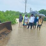 భక్తిశ్రద్ధలతో నిమజ్జనం