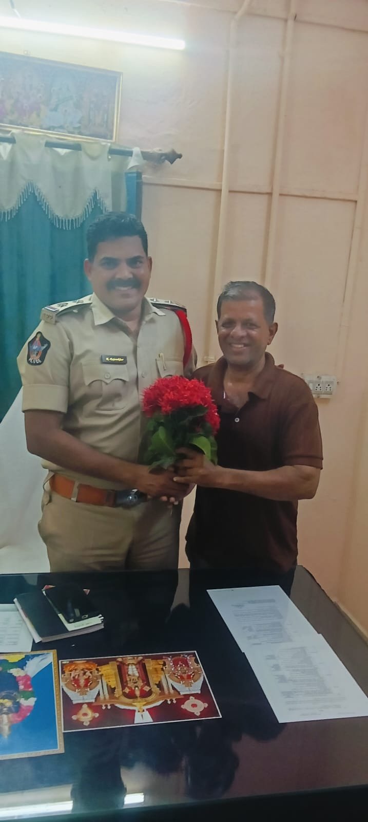 కుప్పం కోర్టుకు హాజరైన ఎమ్మెల్యే అమర్
