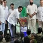 మండపాల వద్దకు వస్తున్న గణపతి