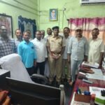 ఆపదలో ఉన్నవారికి అండగా.. తోడేటి రాజేష్ స్వచ్ఛంద రక్తదానం