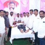“పవన్ కళ్యాణ్ పుట్టినరోజు వేడుకలు ఘనంగా… కొత్తగూడెంలో కేక్ కట్ చేసిన జనసేన నేతలు – తెలంగాణలో పార్టీని మరింత బలోపేతం చేస్తామని ప్రకటన!”