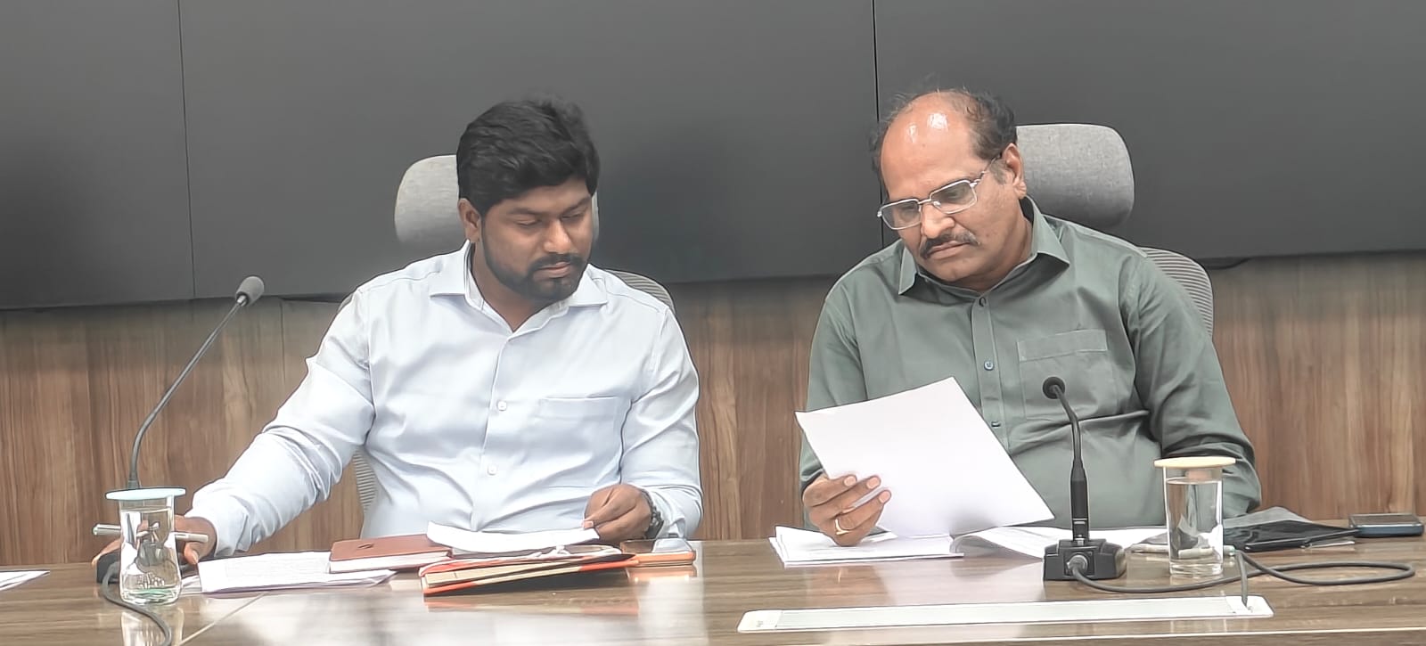 పారదర్శక ఎన్నికల నిర్వహణకు అధికారుల సమష్టి కృషి అవసరం: జేసీ