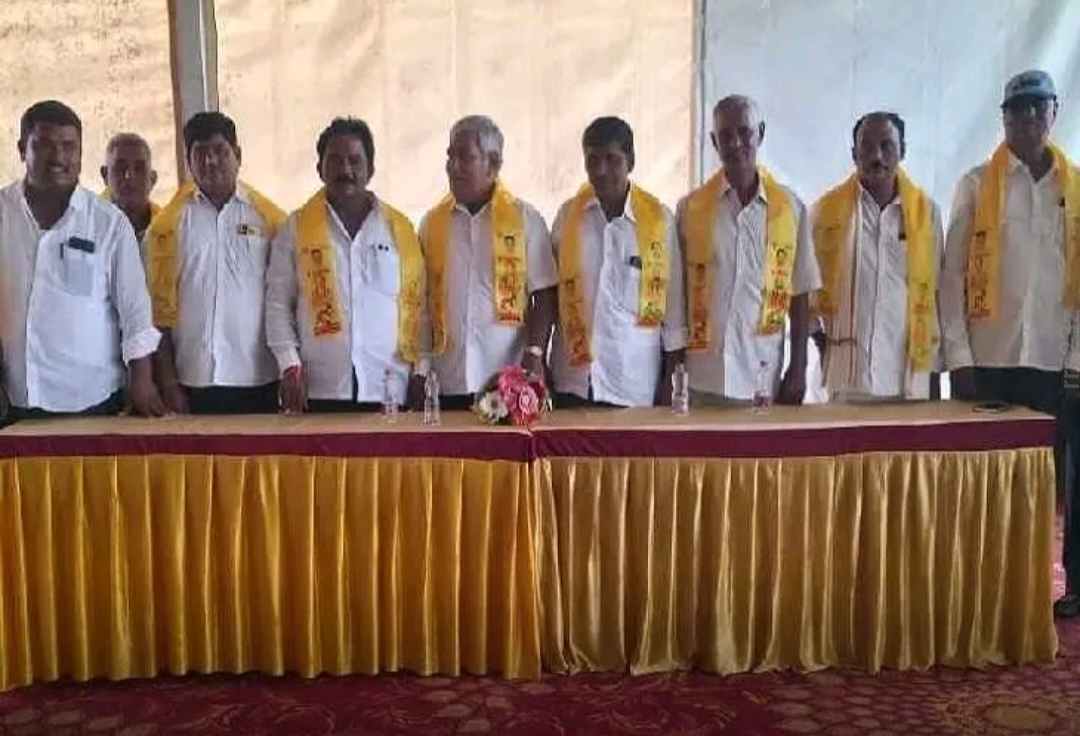 వరికుంటపాడు: టీడీపీలోకి వైసీపీ నాయకులు