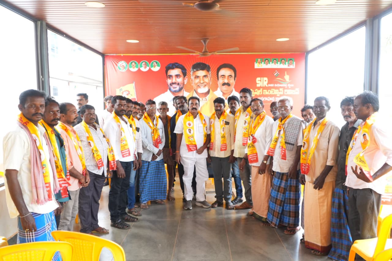 కావలి నియోజకవర్గంలో టీడీపీలోకి కొనసాగుతున్న భారీ వలసలు