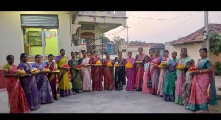 మూడో రోజు ముద్దపప్పు బతుకమ్మ వేడుకలు ఘనంగా
