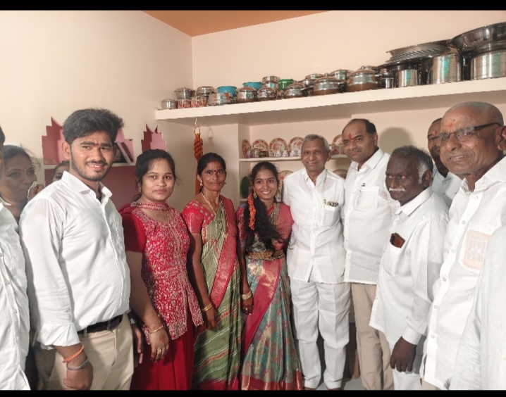 మార్కాపురం జిల్లా :వివాహ వేడుకలో పాల్గొన్న ఎమ్మెల్యే తాటిపర్తి చంద్రశేఖర్ గారు