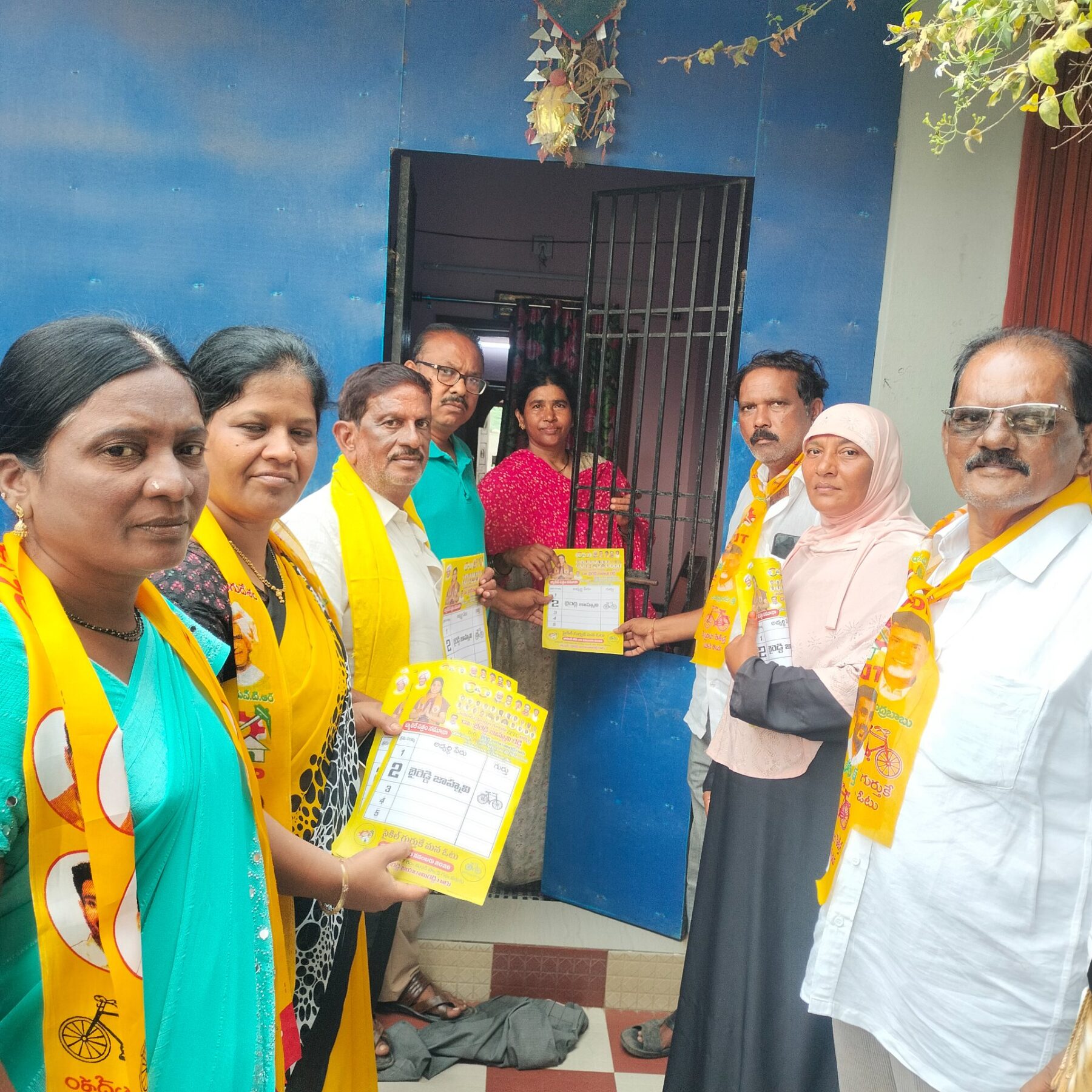 డాక్టర్ జాహ్నవి రెడ్డి గెలుపు దిశగా ప్రచార కార్యక్రమం!!!!మాజీ ఎంపీటీసీ ఆదంసా జిలాని!!!!