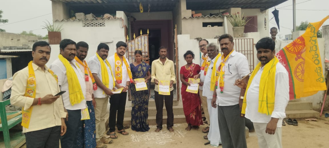 డాక్టర్ జాహ్నవి రెడ్డిని అఖండ మెజారిటీతో గెలిపించుకుంటాం!!!పట్టణ అధ్యక్షులు అమీర్ బాబు