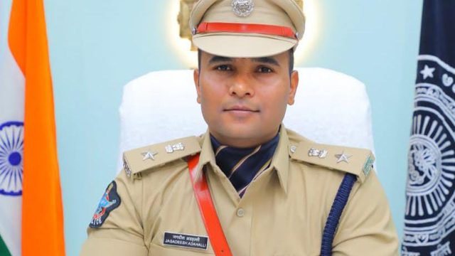 *విదేశీయుల వసతి వివరాల ఆన్‌లైన్ నమోదు తప్పనిసరి: పల్నాడు ఎస్పీ జగదీష్ ఆదహళ్లి*