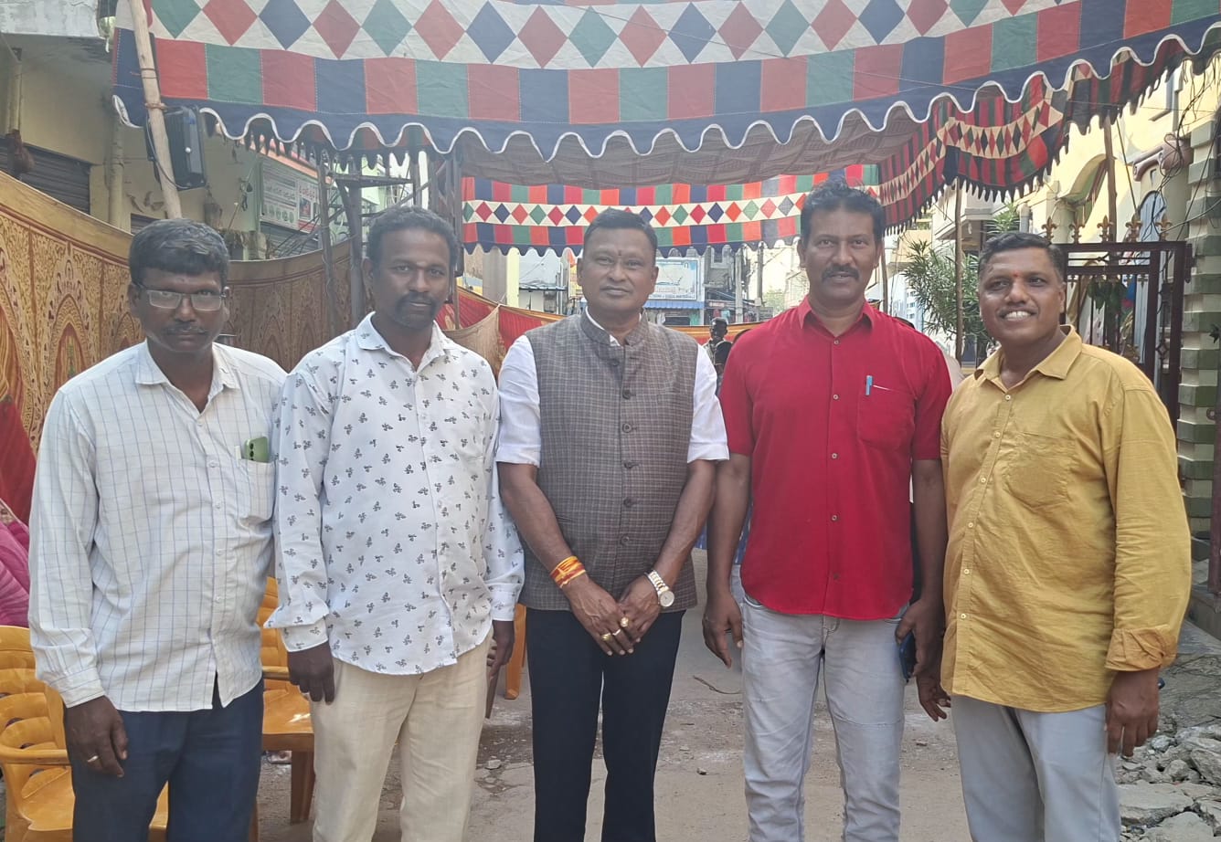 ఛతిస్గాడ్ బిజెపి రాష్ట్ర ఉపాధ్యక్షులు గుజ్జు వెంకట్రావు ను కలిసిన జనగామ బిజెపి నాయకులు