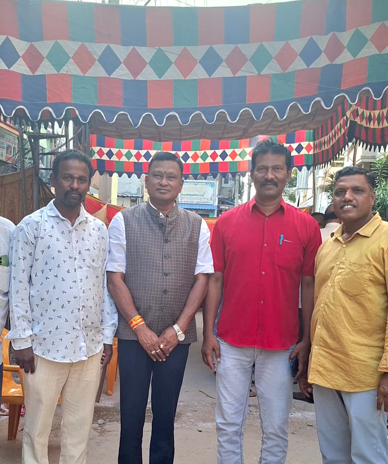 ఛతిస్గాడ్ బిజెపి రాష్ట్ర ఉపాధ్యక్షులు గుజ్జు వెంకట్రావు ను కలిసిన జనగామ బిజెపి నాయకులు