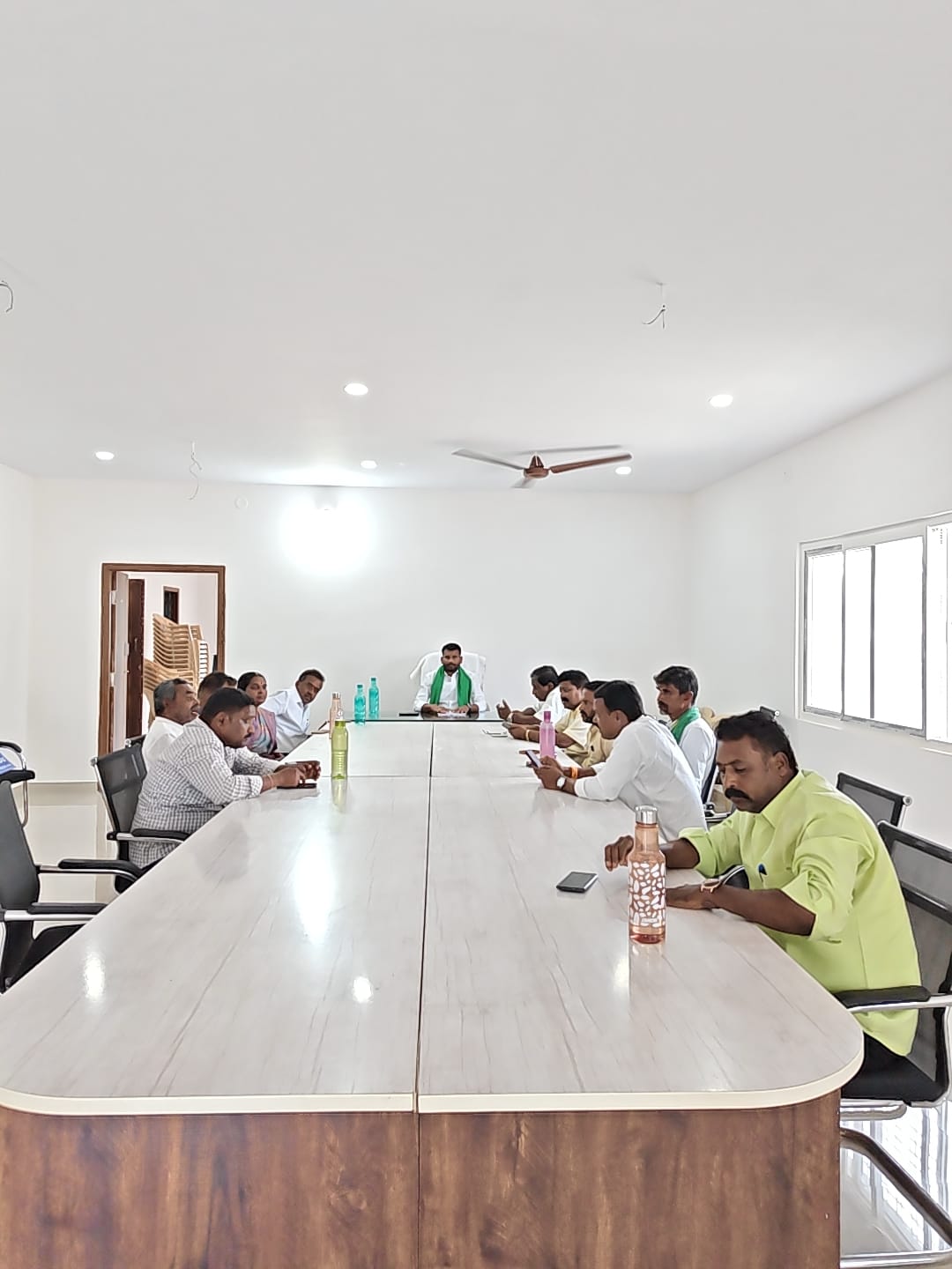 జనగామ వ్యవసాయ మార్కెట్ కమిటీ పాలకవర్గం ముఖ్య సమావేశం:బనుక శివరాజ్ యాదవ్ మార్కెట్ చైర్మన్