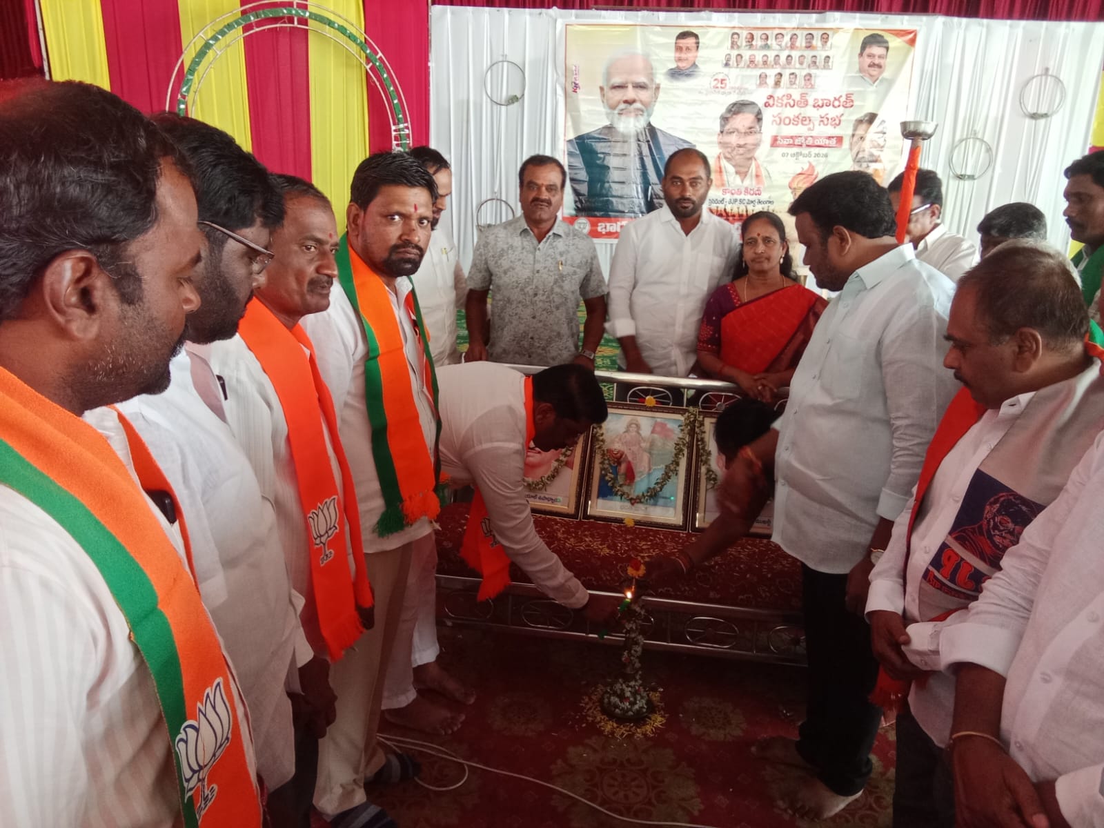జనగామ లో భారీ యాత్ర తో భారత్ సంకల్ప సభ విజవంతం : సౌడ రమేష్ బిజెపి జనగామ జిల్లా అధ్యక్షులు