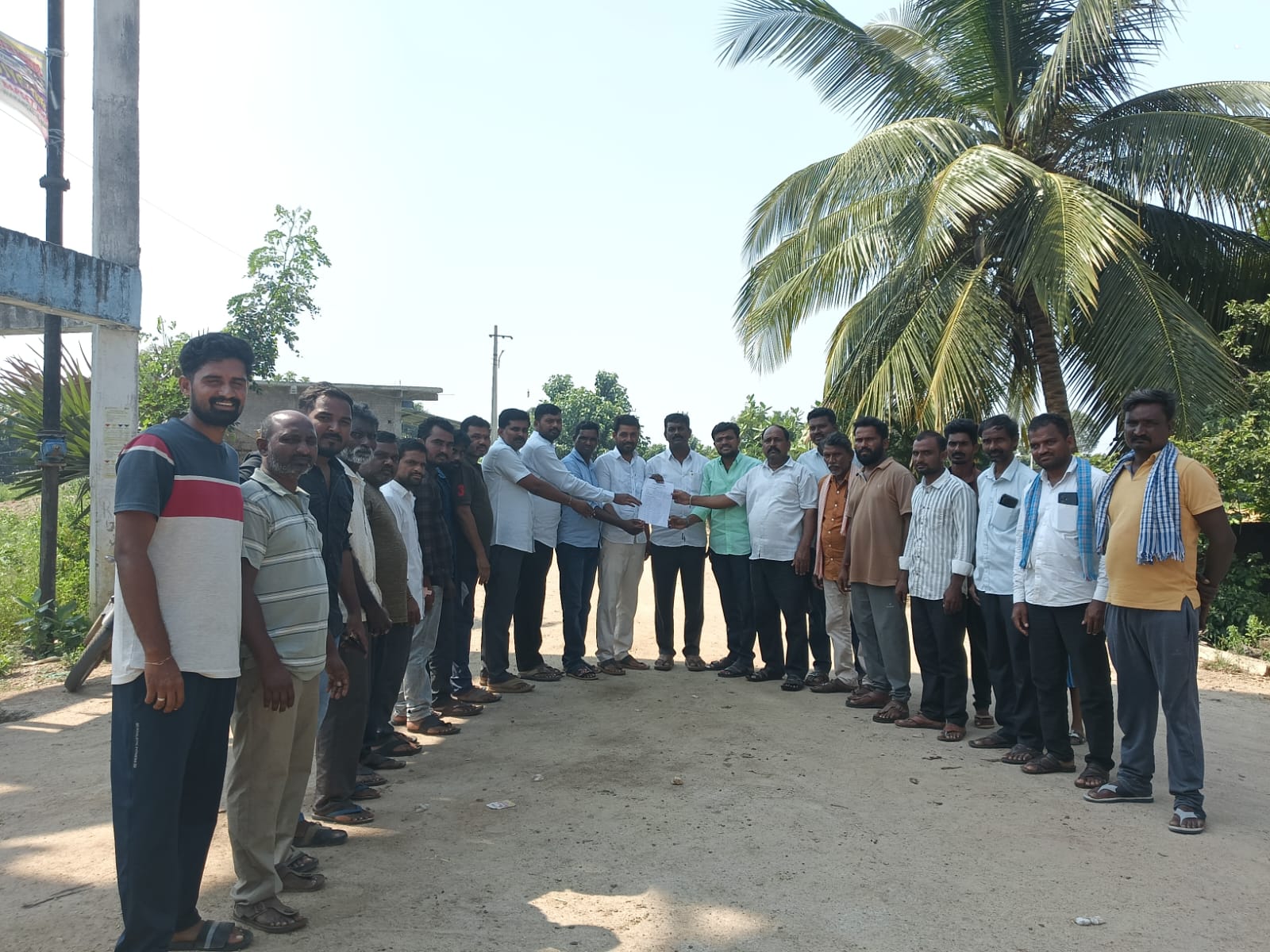 గ్రామ స్థాయిలో కాంగ్రెస్ అభివృద్ధి