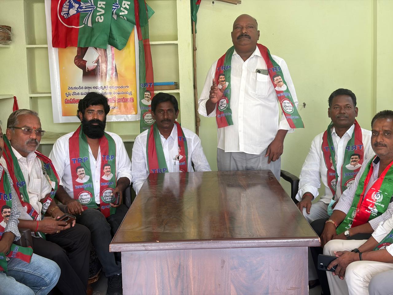 గ్రాడ్యుయేట్ ఎంఎల్సి ఓటును త్వరగా నమోదు చేసుకోవాలి :డాక్టర్ మాచర్ల బిక్షపతి