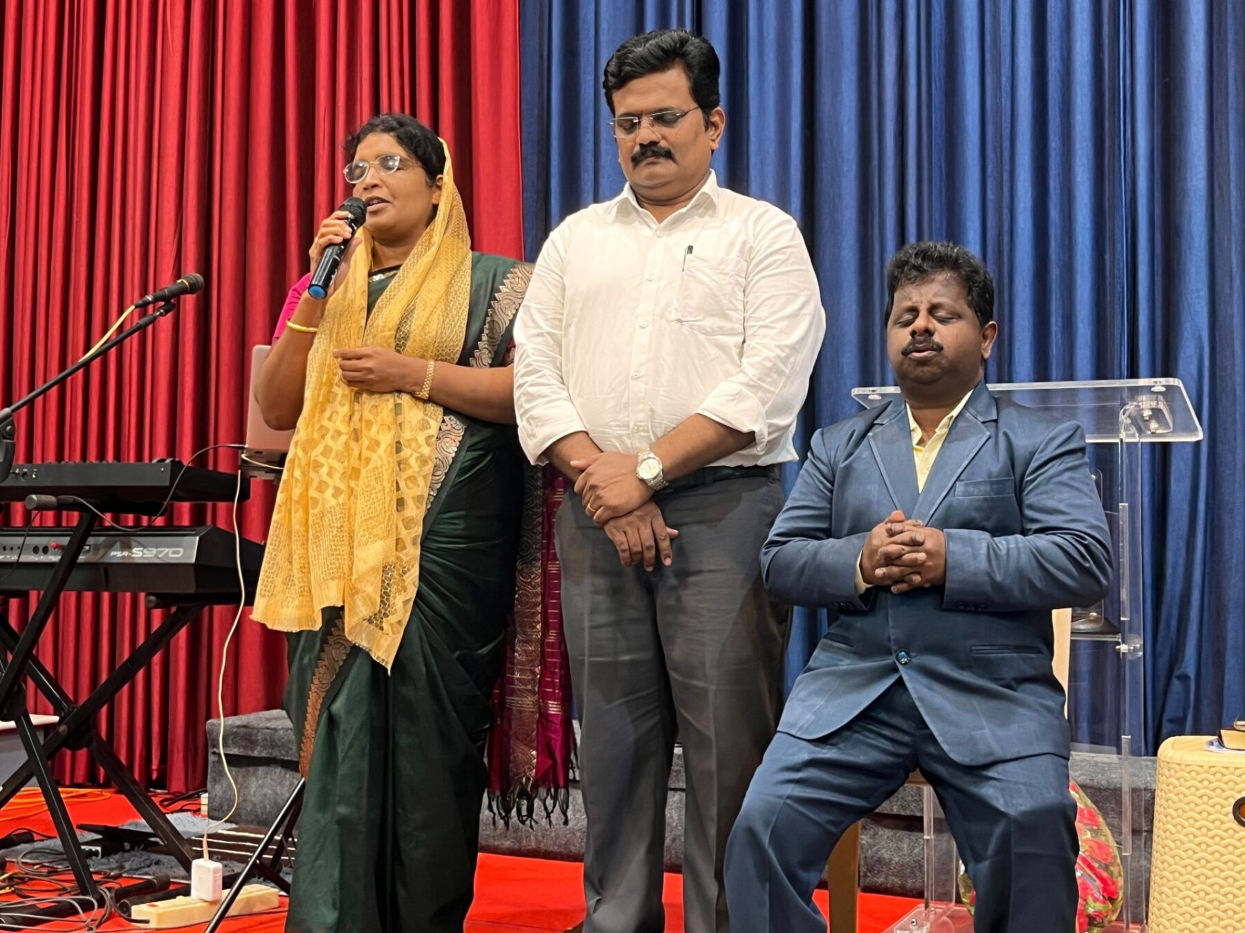 ఘనంగా సంఘ కాపరుల అభినందన దినోత్సవం