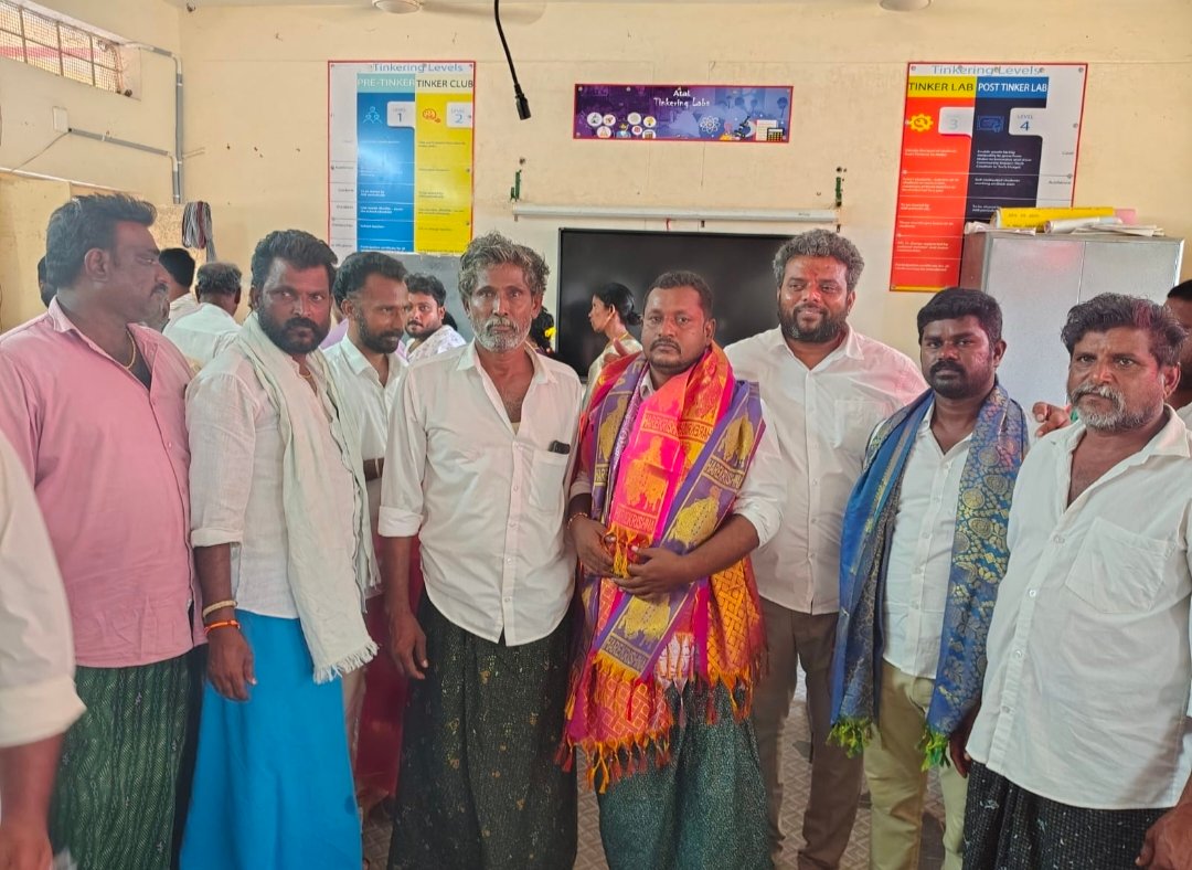 లక్కిరెడ్డి అనిమిరెడ్డి గారిని అమెరికాలో రాష్ట్రంలో నివాసంలో మర్యాదపూర్వకంగా కలిసి ఆరోగ్యం గురించి తెలుసుకున్న రాంభూపాల్ రెడ్డి గారు
