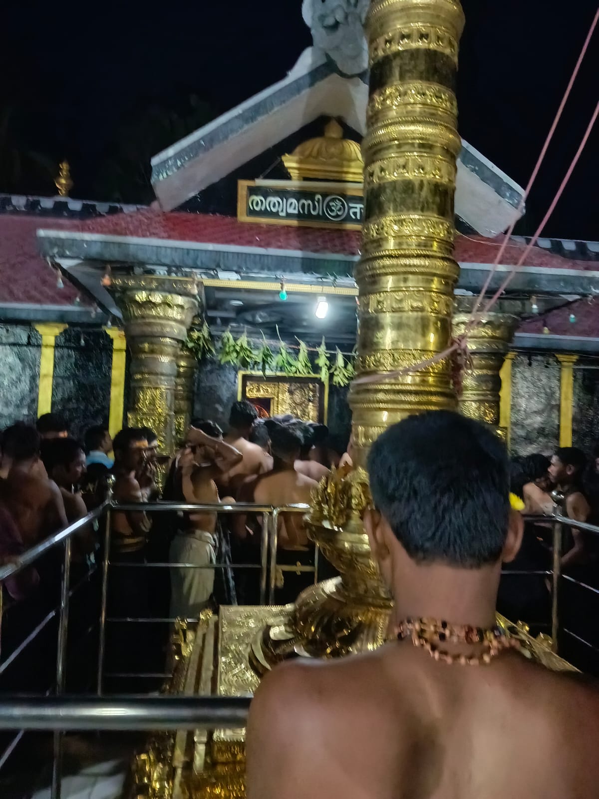 సదుం అయ్యప్ప సన్నిధిలో భక్తుల సందడి: పోటెత్తిన మాలధారులు