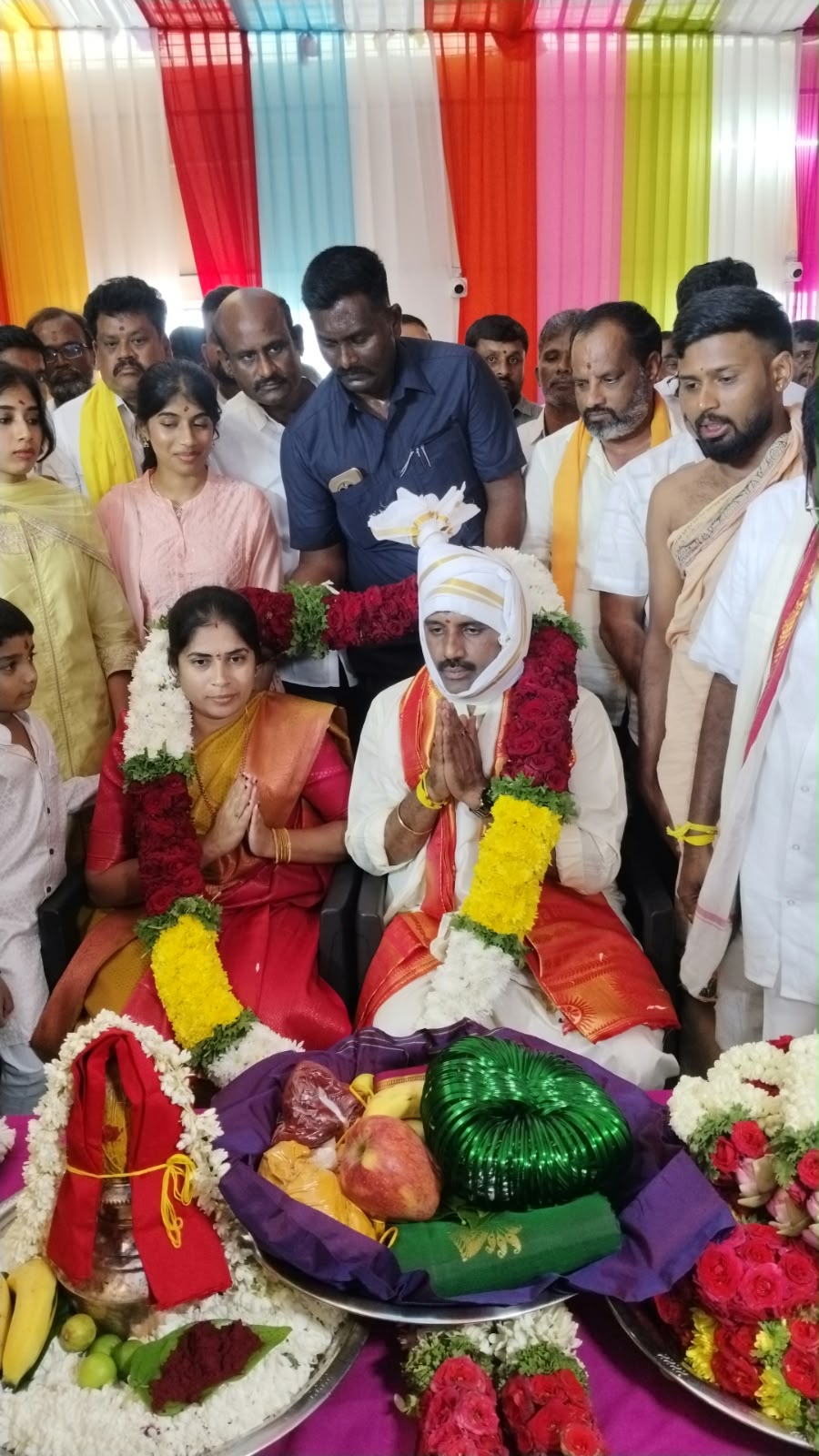 బోయకొండ గంగమ్మ తల్లికి పట్టువస్త్రాలు సమర్పించిన టీడీపీ ఇన్‌ఛార్జ్ వై. మధుసూదన్ నాయుడు