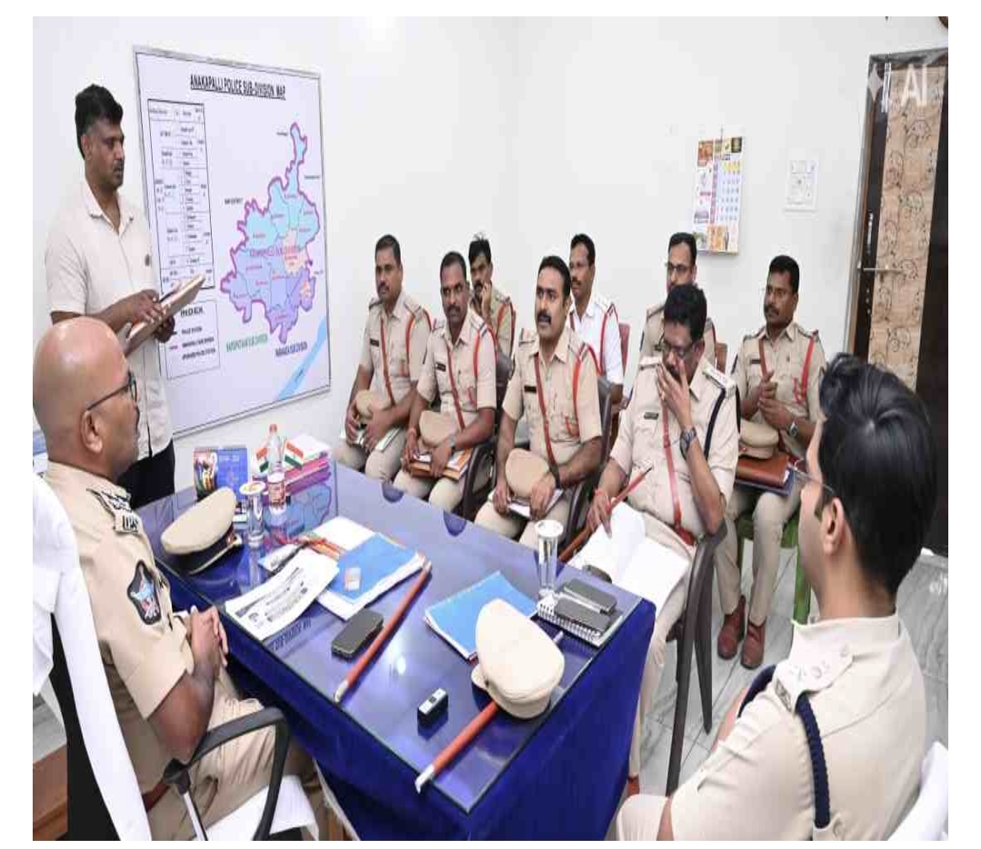 అనకాపల్లి రూరల్ పోలీస్ స్టేషన్‌లో సీసీటీవీ కమాండ్ కంట్రోల్ రూమ్ ప్రారంభం