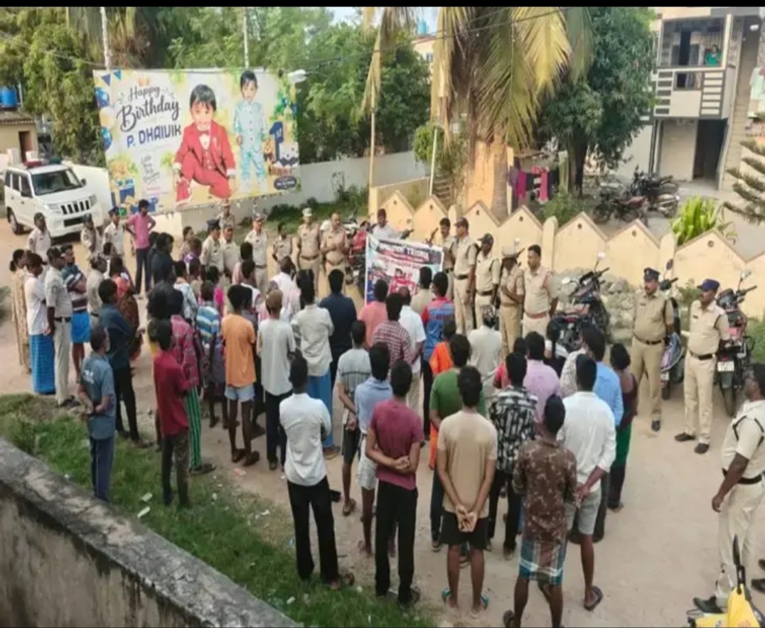 సూళ్లూరుపేటలో 14 బైకుల సీజ్ – కార్డన్ సెర్చ్