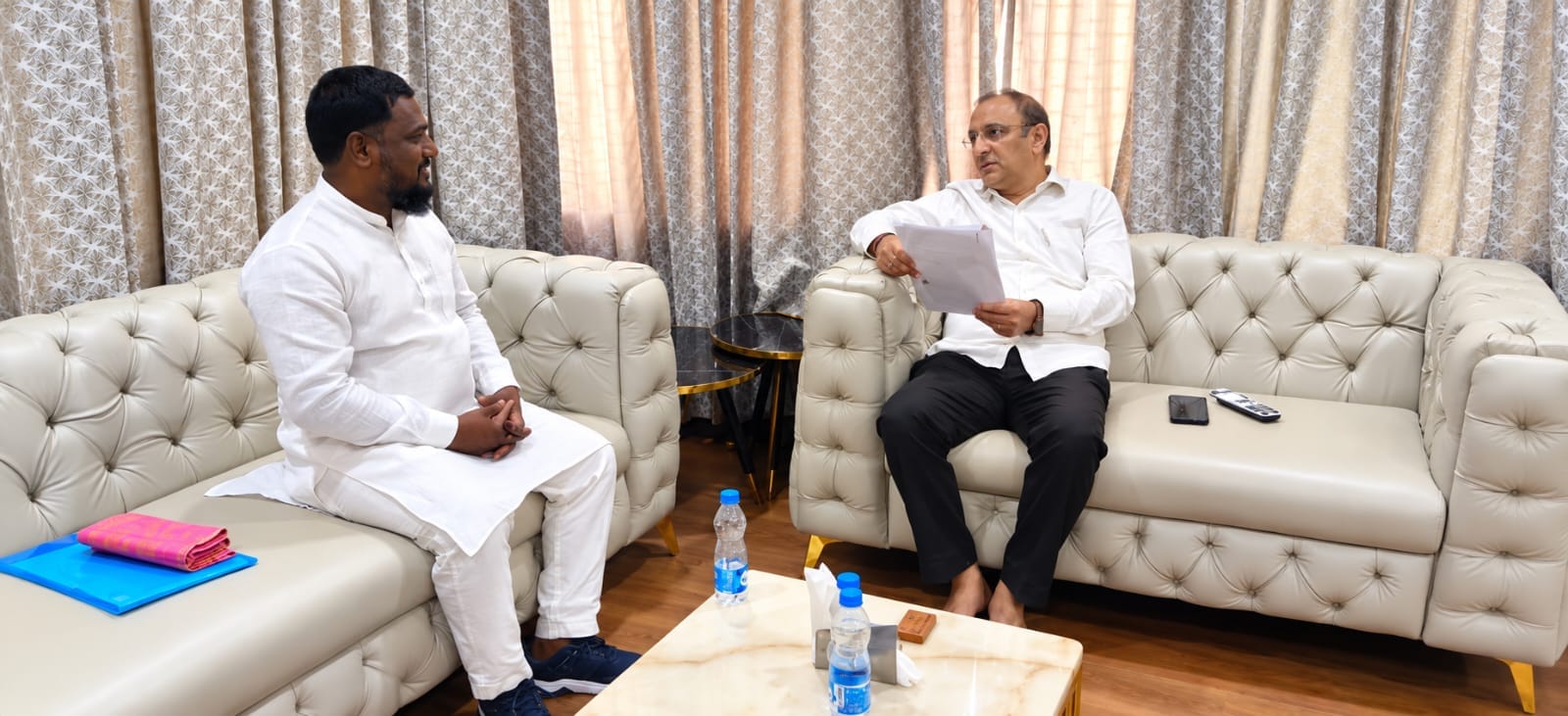 టీపీసీసీ అధ్యక్షుడు మహేష్ కుమార్ గౌడ్, ఏఐసీసీ కార్యదర్శి సచిన్ సావంత్‌తో ఎం.ఏ. లతీఫ్ భేటీ హైదరాబాద్,
