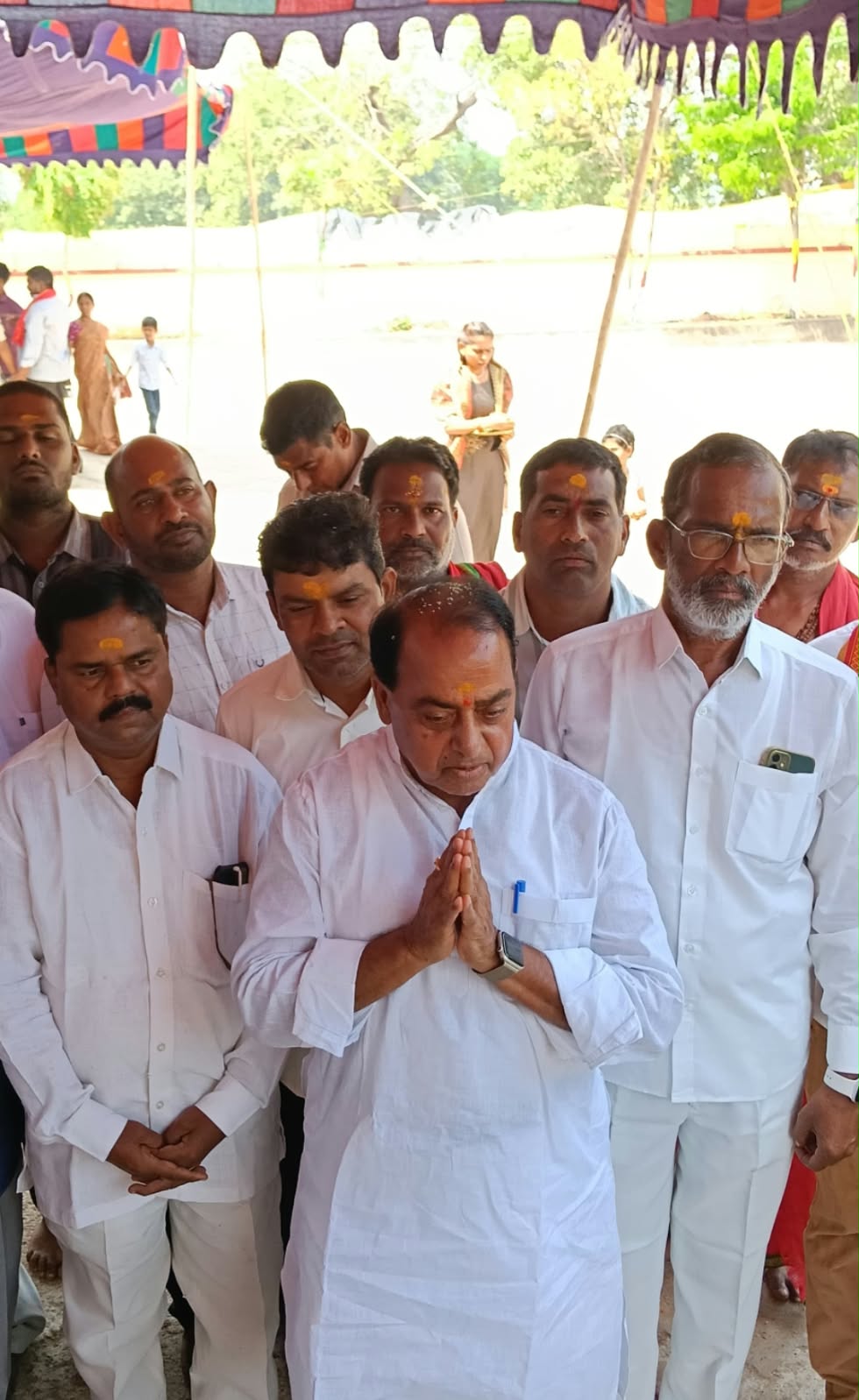 ఆడెలి మహాపోచమ్మ అమ్మవారిని దర్శించుకున్న. మాజీ మంత్రి అల్లోల ఇంద్రకరణ్ రెడ్డి గంగ నీళ్ల జాతరలో ప్రత్యేక పూజలు