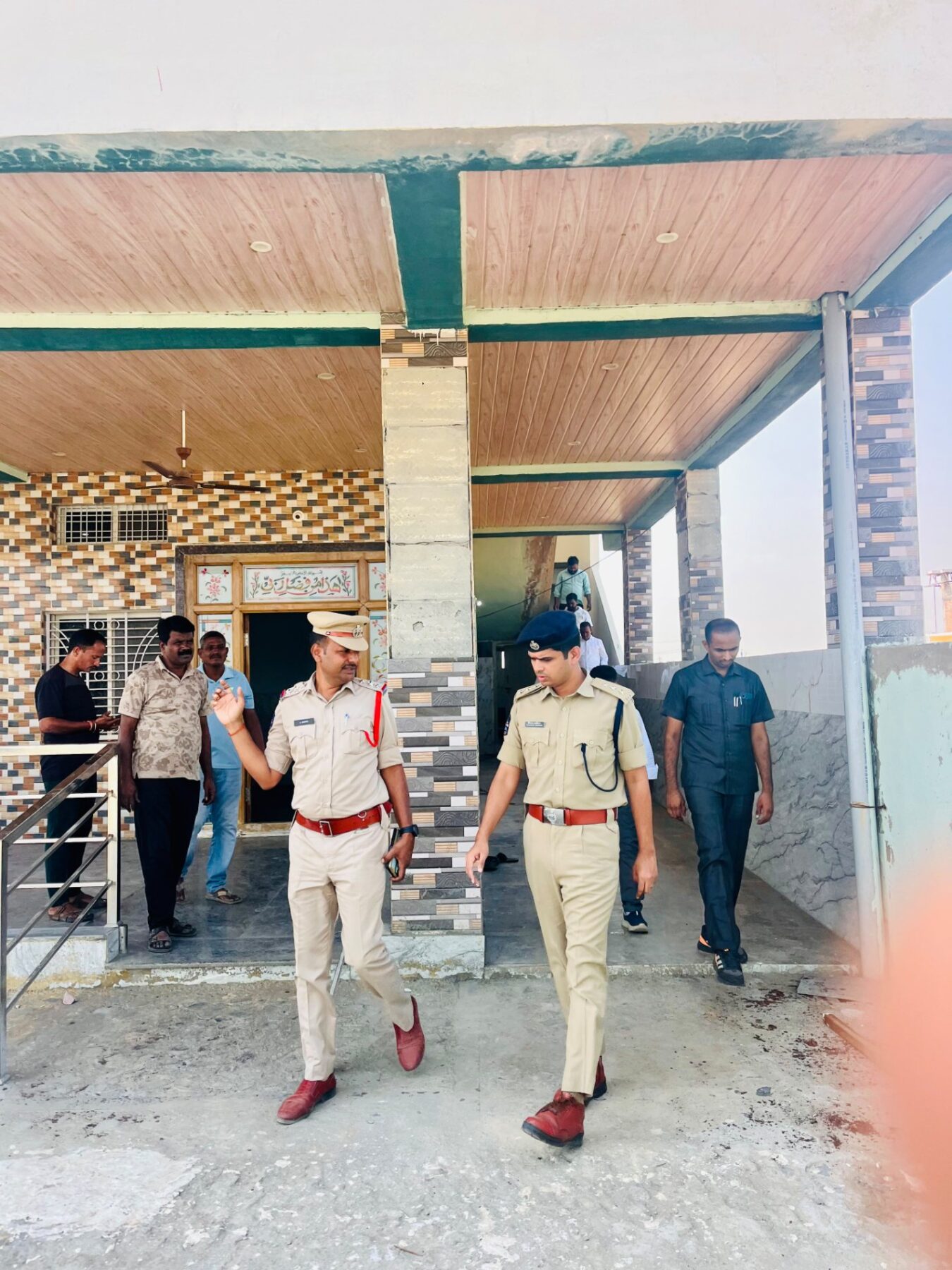 బాసర పోలీస్ స్టేషన్ తాత్కాలిక భవనాన్ని పరిశీలించిన భైంసా ASP సాయి కిరణ్, IPS