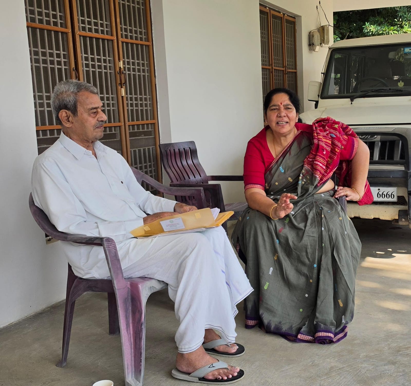 చిన్నగూడూర్ లో రావుల రాంరెడ్డిని కలిసిన మాజీ మంత్రి ,శ్రీమతి సత్యవతి రాథోడ్