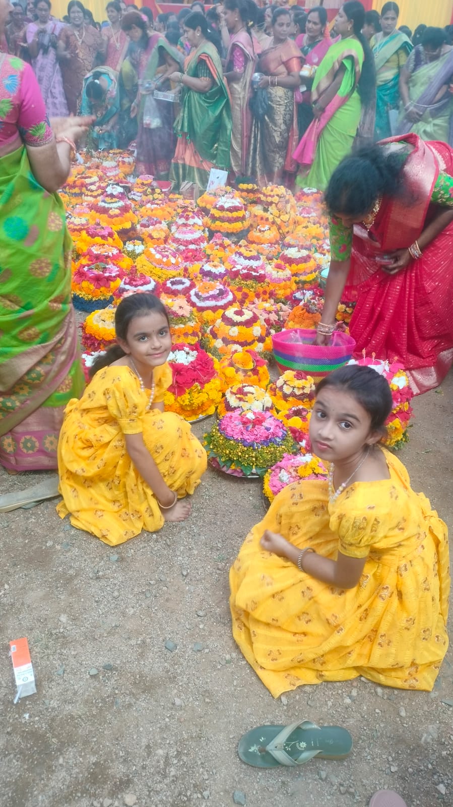 మరిపెడ ఎంపీడీవో కార్యాలయంలో ఘనంగా అట్ల బతుకమ్మ వేడుకలు