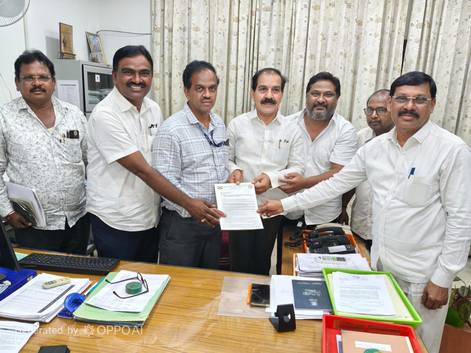 ఉక్కు కార్మికుల సమస్యల పై ఐఎన్టియుసి మెమోరాండం
