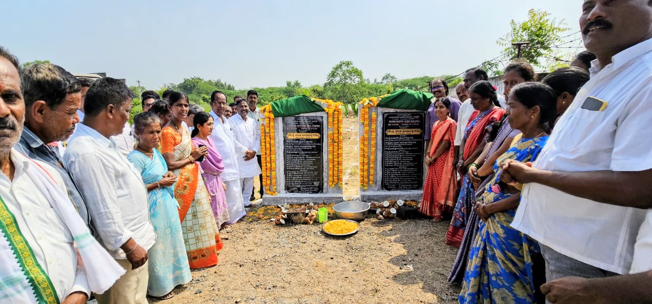 మహిళా అభ్యున్నతికే కాంగ్రెస్ ప్రభుత్వం ప్రాధాన్యత: ఎమ్మెల్యే దొంతి మాధవరెడ్డి