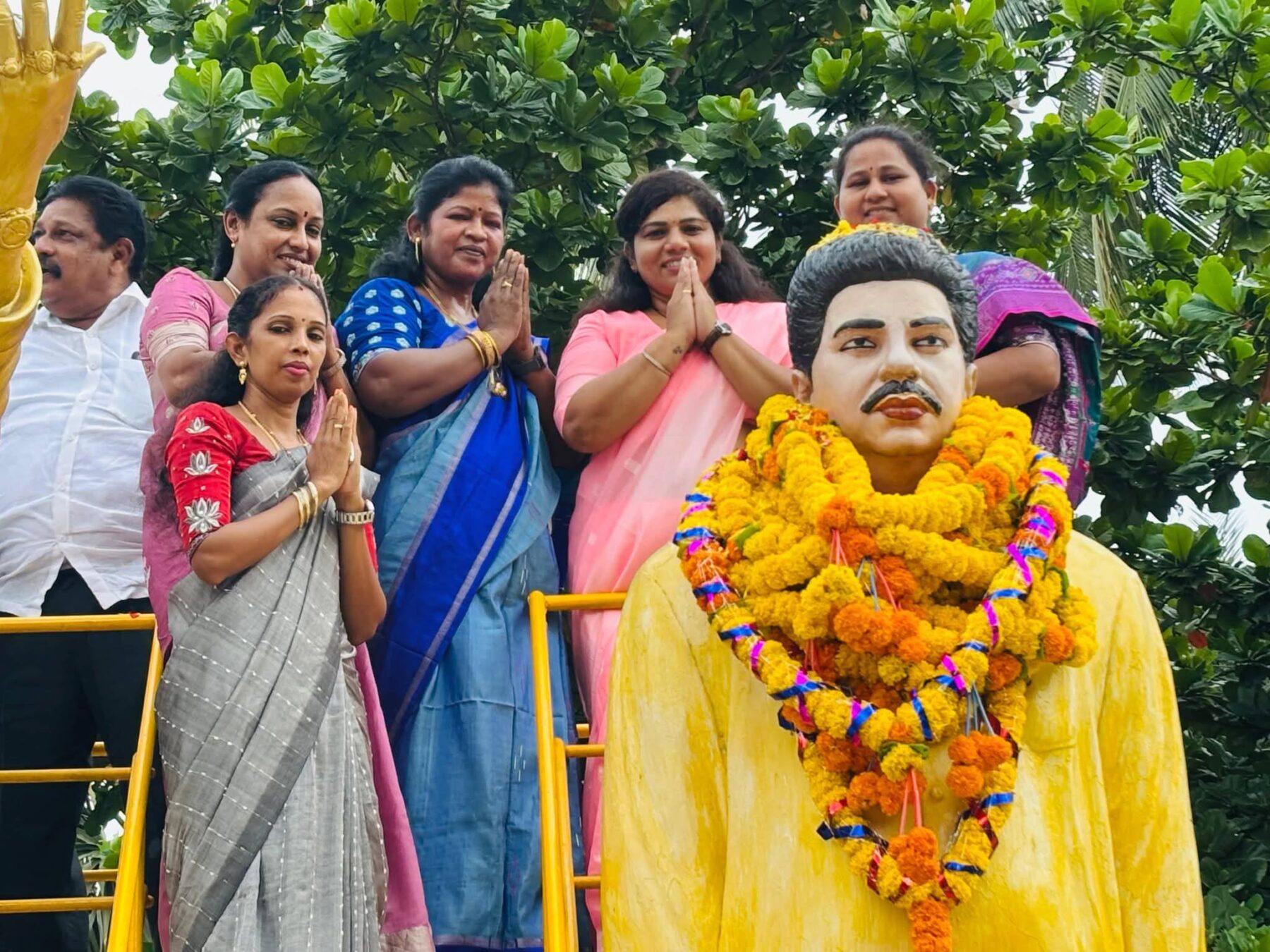 టిడిపి ఇన్‌చార్జ్ గొల్లపల్లి అమూల్య ఆధ్వర్యంలో బాలయోగికి ఘన నివాళులు