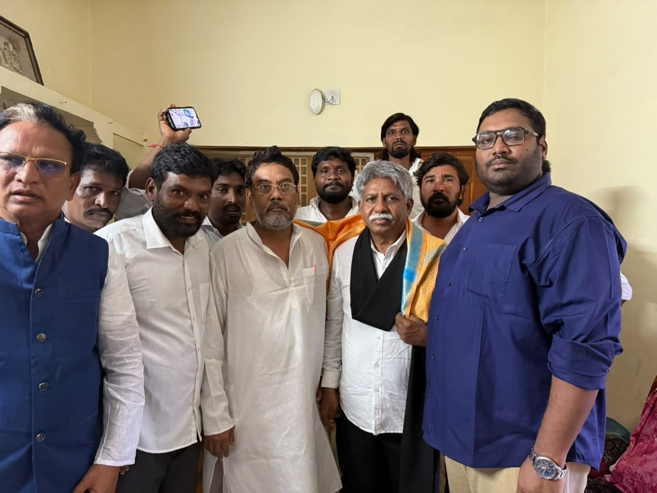 ಎಸ್‌ಸಿ/ಎಸ್‌ಟಿ ಆಯೋಗದ ಮಾಜಿ ಅಧ್ಯಕ್ಷ ಕರೆಂ ಶಿವಾಜಿ ಭೇಟಿ ನೀಡಿದರು. ಮಂದ ಕೃಷ್ಣ ಮಾದಿಗ