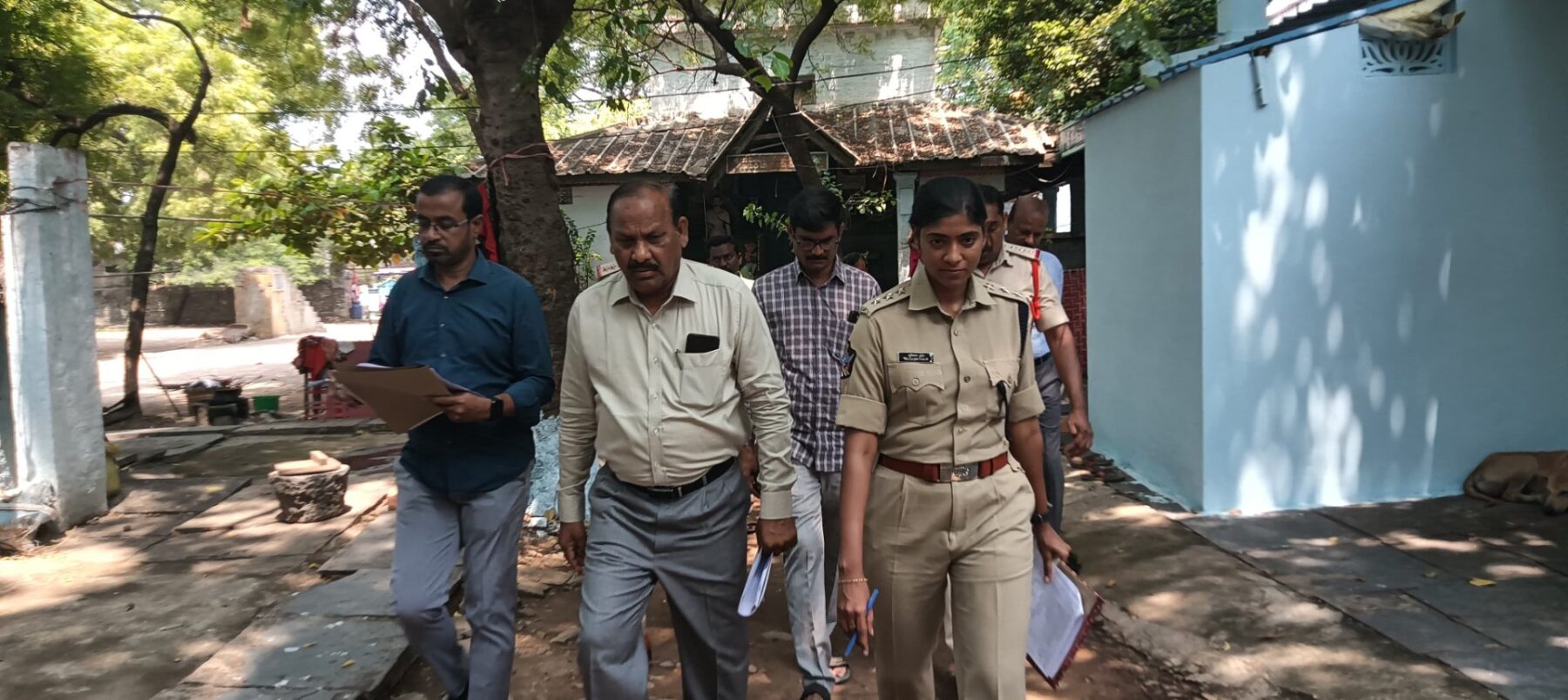 ఎన్నికలకు పకడ్బందీ ఏర్పాట్లు పోలింగ్ కేంద్రాల్లో విస్తృత తనిఖీలు సౌకర్యాలు, భద్రతపై అధికారుల ప్రత్యేక దృష్టి