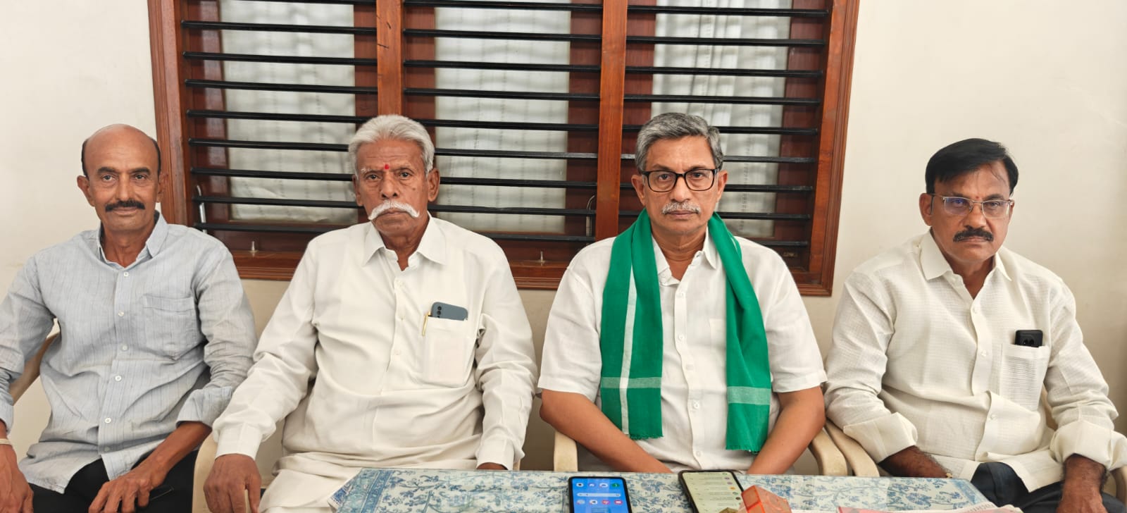 ప్రజా ఆస్తుల పరిరక్షణకు నంద్యాలలో “ప్రజా భిక్షాటన”విజయవంతం చేయాలని ప్రజలకు పిలుపునిచ్చిన అఖిలపక్షం నాయకులు