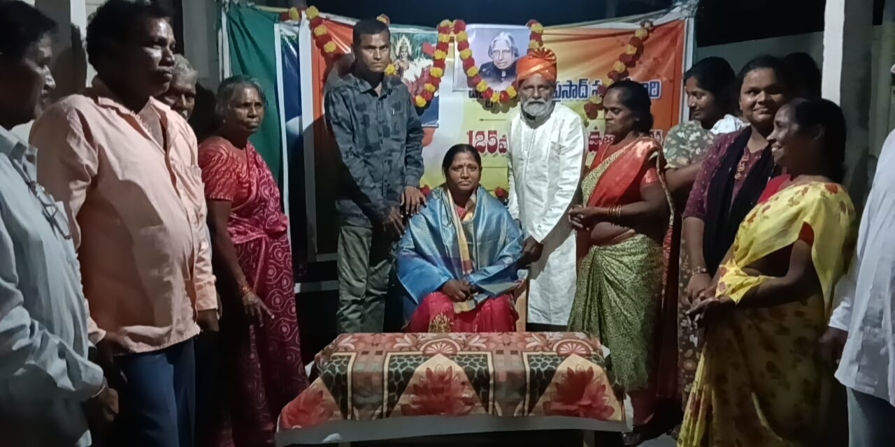 బీజేపీ లేబర్ సెల్ ఆధ్వర్యంలో ఘనంగా గుమలాపురం సత్యనారాయణ జన్మదిన వేడుక