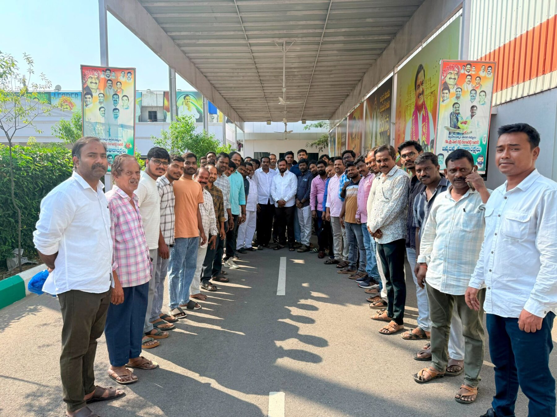 డ్రైనేజీ, విద్యుత్ సమస్యల పరిష్కారానికి ఎమ్మెల్యే ఆదేశాలు