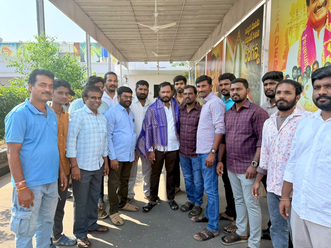 డ్రైనేజీ, విద్యుత్ సమస్యల పరిష్కారానికి ఎమ్మెల్యే ఆదేశాలు