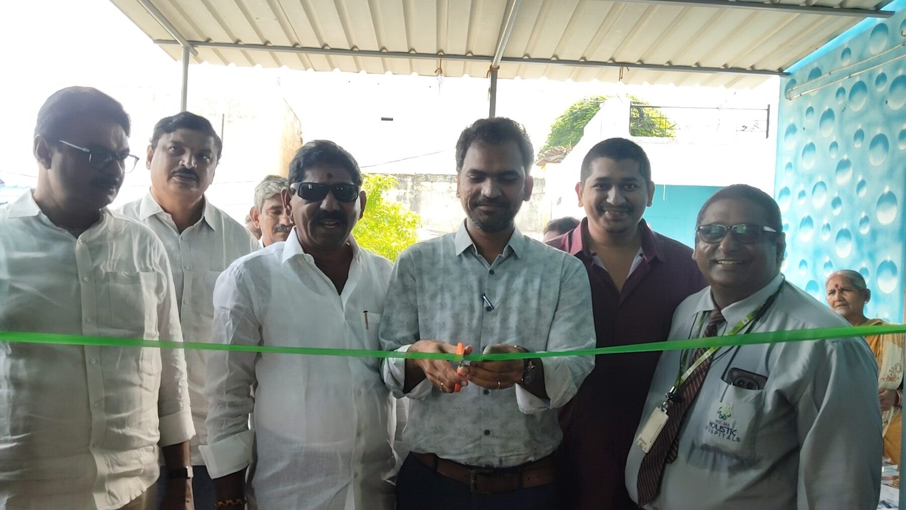 ఇంద్రానగర్‌లో హోలిస్టిక్ హాస్పిటల్ ఉచిత వైద్య శిబిరం