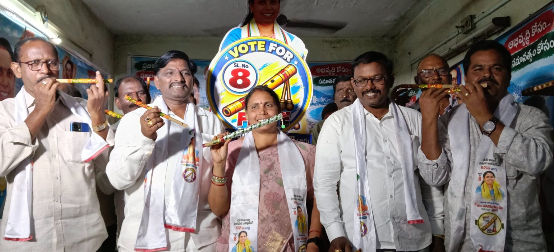 92వ వార్డును అన్ని విధాలా అభివృద్ధి చేసి చూపిస్తాం! కొండవాలు ప్రాంతానికి రక్షణ గోడ.. తాగునీరు, డ్రైనేజీ సమస్య