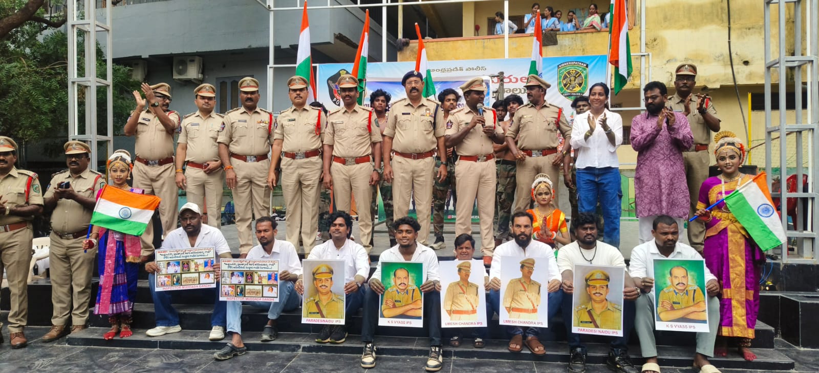 పోలీస్ అమరవీరుల త్యాగం అజరామరం! 500 మందితో స్మారక ర్యాలీ.. విద్యార్థుల సాంస్కృతిక ప్రదర్శనలు