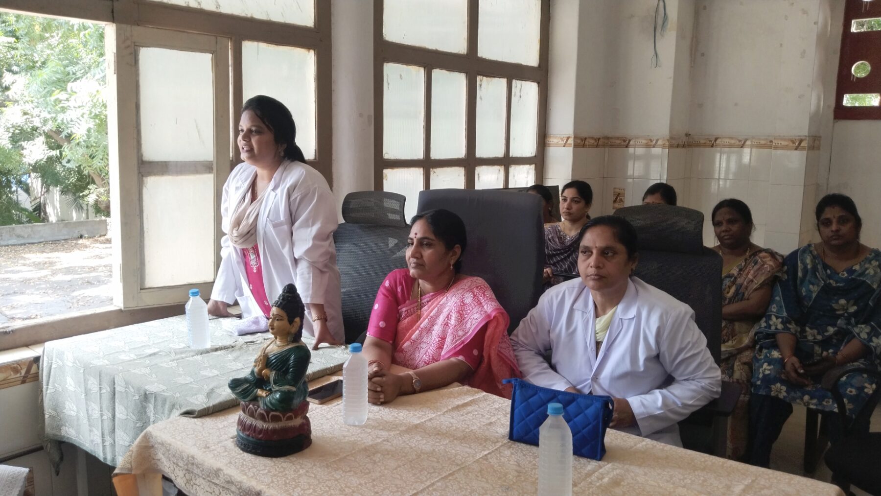 ప్రపంచ మానసిక దినోత్సవం సందర్బంగా ప్రతి ఒక్కరు అవగాహనా కలిగి ఉండాలి అని సైకియాట్రీ హెచ్ ఓ డి డాక్టర్ అన్నపూర్ణ