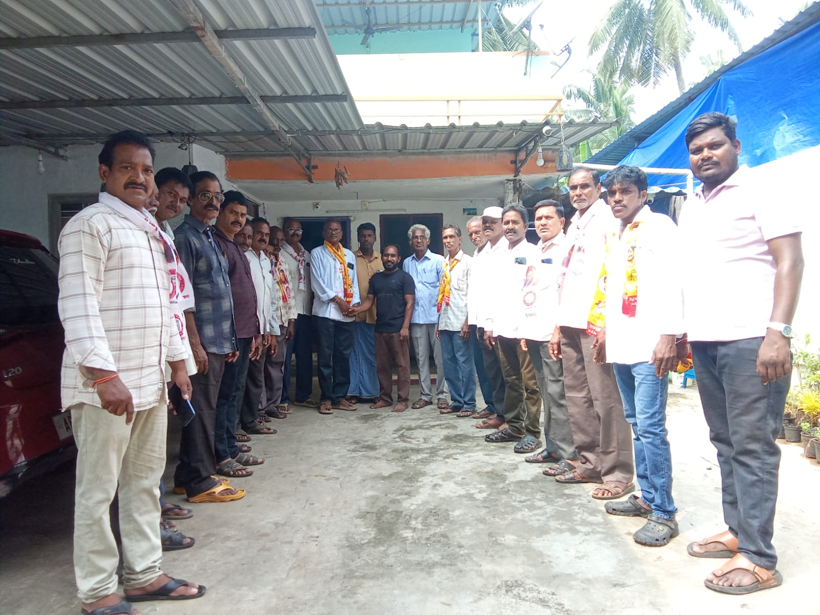 ప్రచారం లో ముందజలో కూటమి ఎంపీటీసీ అభ్యర్థి శంకర్ లాల్