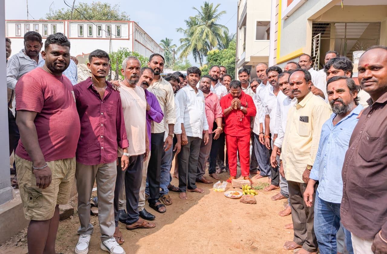 శోంఠ్యం లో అభివృద్ధి పనులకు.. కూటమి నేతల శ్రీకారం.. పల్లె పండుగ 3.o.. తో పల్లెల అభివృద్ధి కి ముందడుగు..