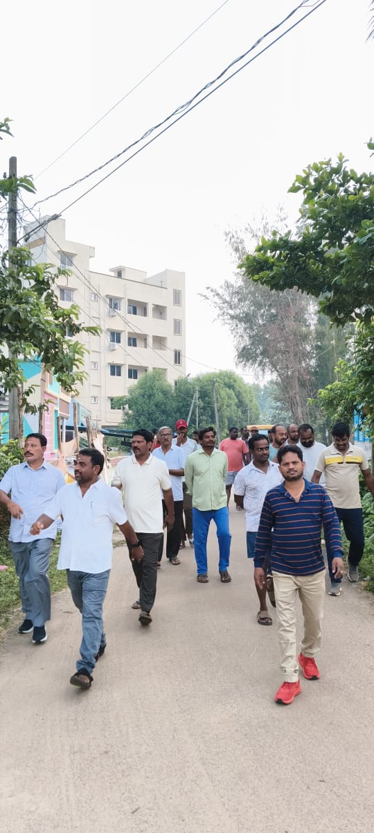 శోంఠ్యం లో ఎన్నికల సమరం షురూ… ఇంటింటా దూసుకెళ్తున్న వైఎస్ఆర్ సీపీ ఎంపిటిసి అభ్యర్థి గొల్జాన రవి కుమార్ 💐💐