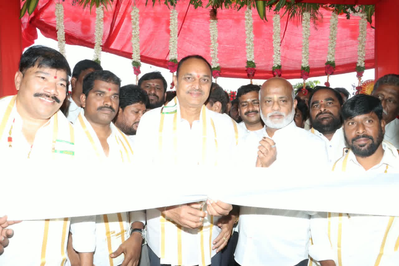 ఉప్పల్‌లో GV మాల్ ప్రారంభం* *ప్రారంభించిన ఉప్పల్ MLA బండారి లక్ష్మారెడ్డి గారు* *ఉమా మహేశ్వర్ రావు, కృష్ణమూర్తి ఆధ్వర్యంలో నిర్వహణ*