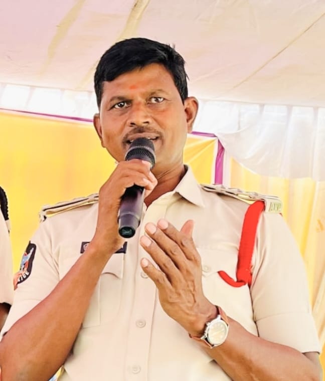 దసరా సెలవుల్లో పిల్లల భద్రతపై తల్లిదండ్రులు అప్రమత్తంగా ఉండాలి: సీఐ గంగాధర్